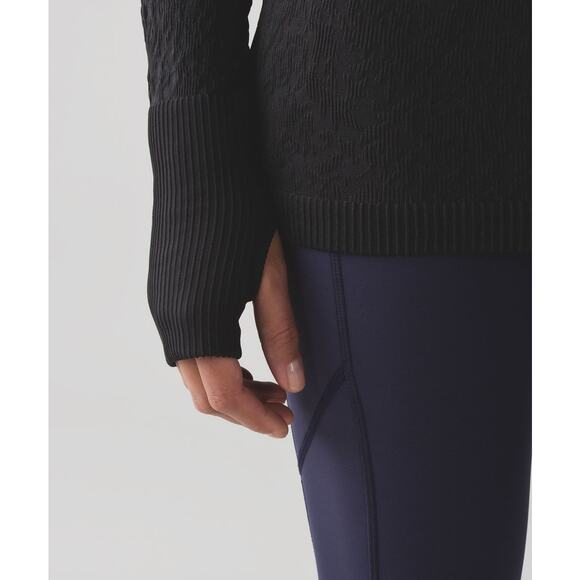 LULULEMON Rest less Pullover Black Textured Long Sleeve Running Active Women's 8 - Picture 12 of 14